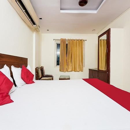 Spot On Hotel Supriya Vijayawada Exterior photo