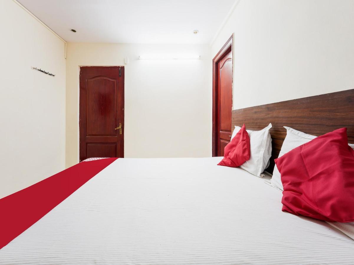 Spot On Hotel Supriya Vijayawada Exterior photo